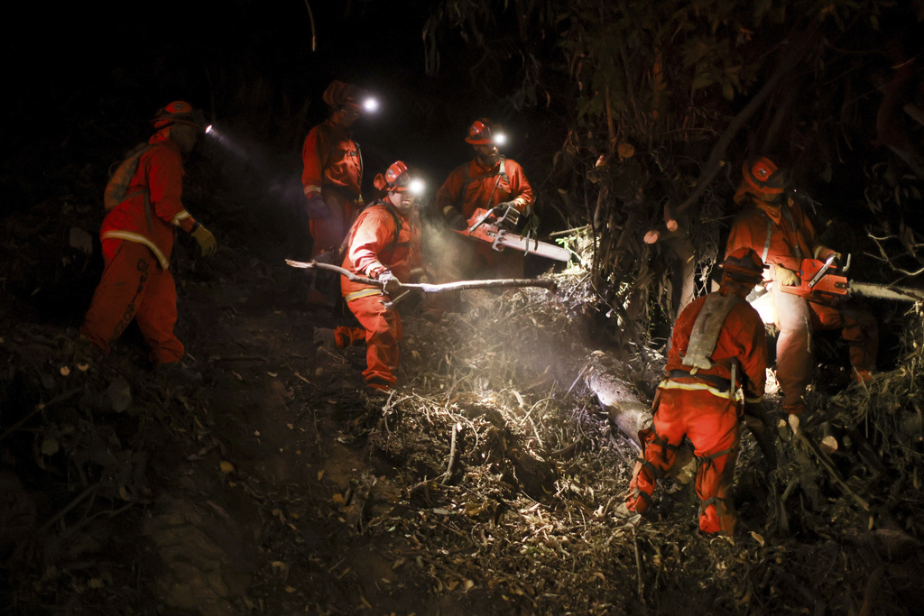 Fire-scarred Los Angeles is under another rare warning as winds pick up