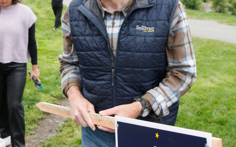 Sen. Sullivan, former US Rep Peltola begin Alaska US Senate campaign