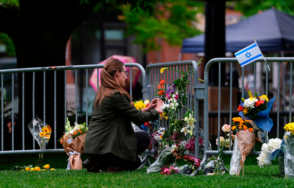 Muslim man pleads guilty to federal hate crimes after attack on Jews in Colorado