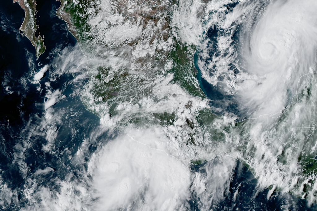 Hurricane Isaias is expected to strengthen on its way to Gulf Coast