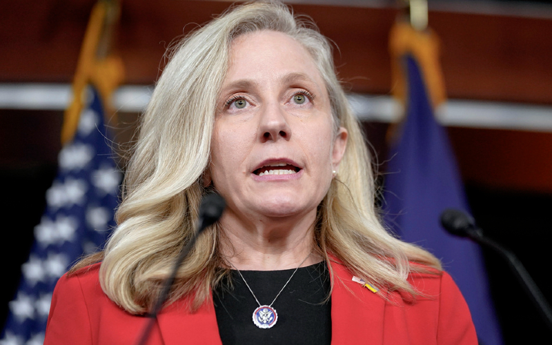 Conservative radio host lists 'what to watch for' if Spanberger becomes Virginia's governor