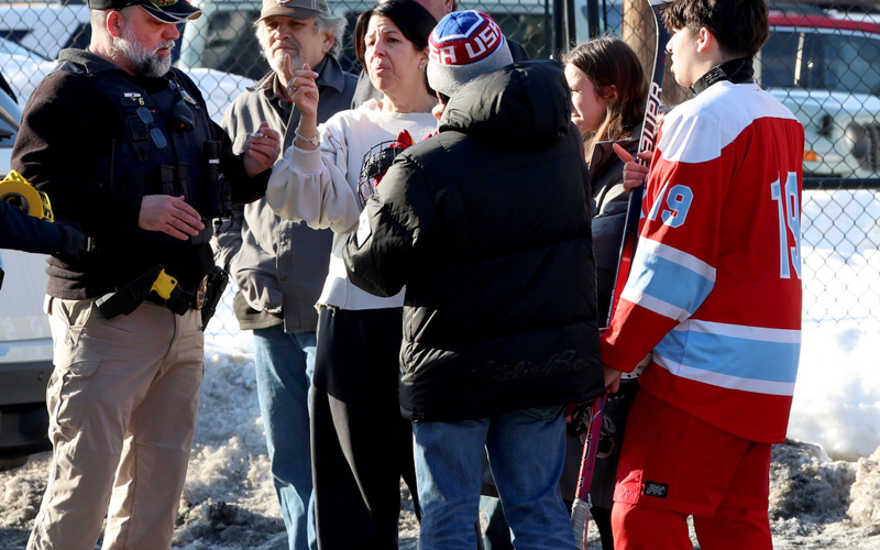 3 dead after transgender shooting at Rhode Island hockey rink