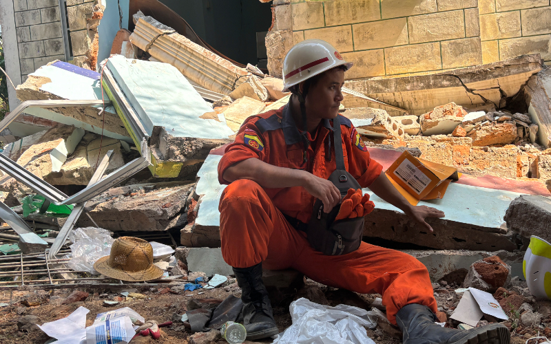 Samaritan's Purse helping earthquake-hit nation already torn apart by civil war