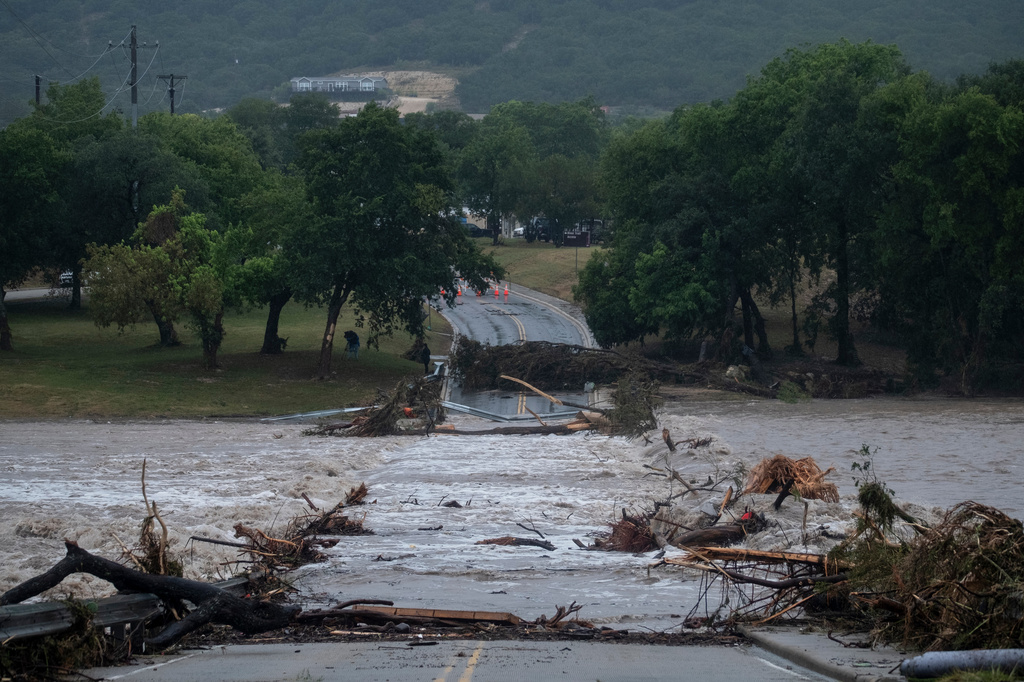 Texas flash floods leave at least 2 dead and force hundreds of rescues