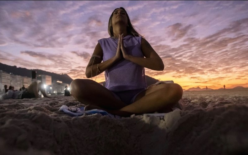 Superintendent regards spiritual mountain as a molehill