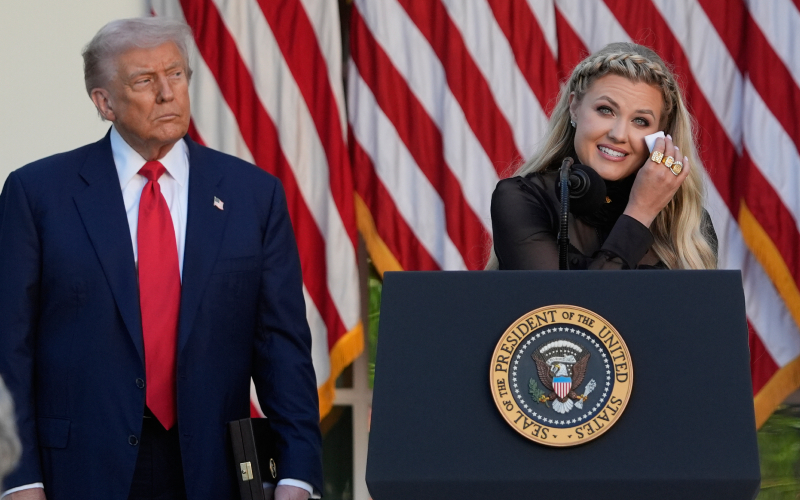 Kirk posthumously awarded Presidential Medal of Freedom