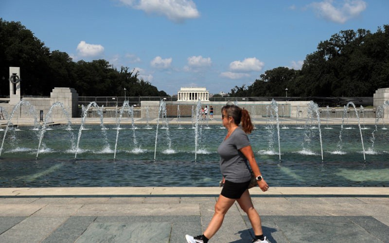 Arrest announced in vandalism of World War II Memorial