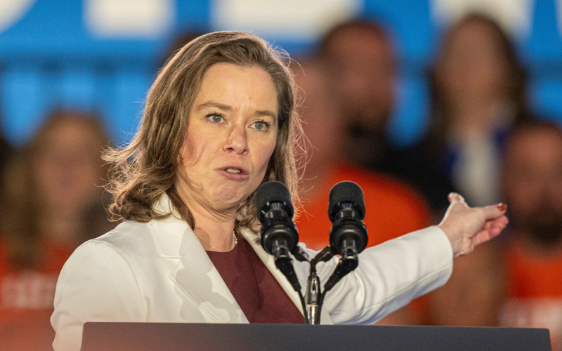 Democrat leaders in Wisconsin divided over response to immigration enforcement