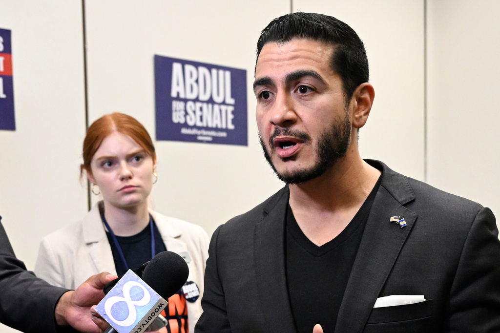 Democrat Mallory McMorrow suspends Michigan Senate campaign amidst El-Sayed concerns