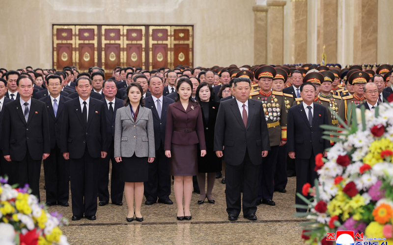 Kim’s daughter visits family mausoleum, promoting her potential status as heir in North Korea