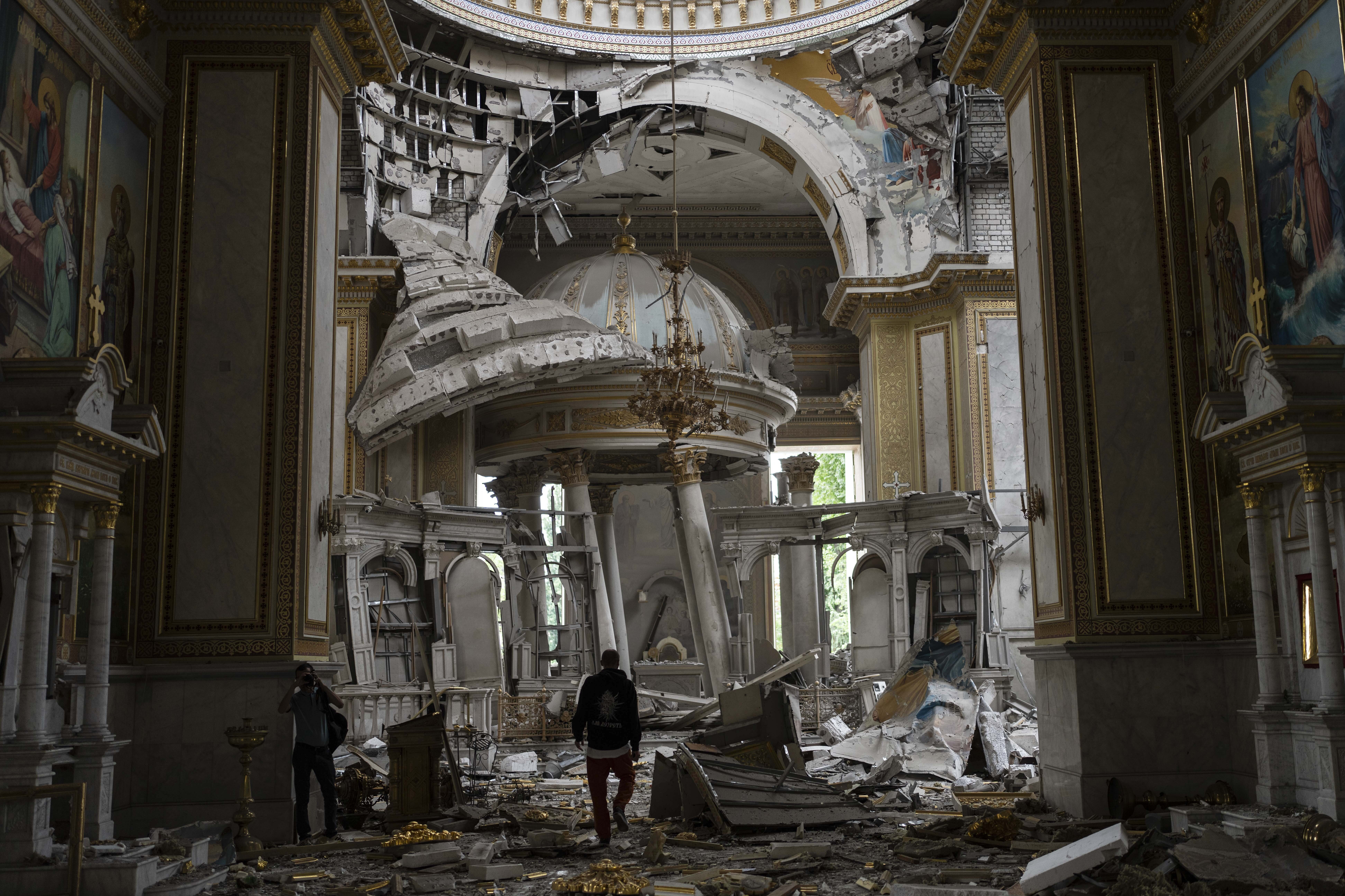 As war in Ukraine continues, Christians suffer as targets of Russian military