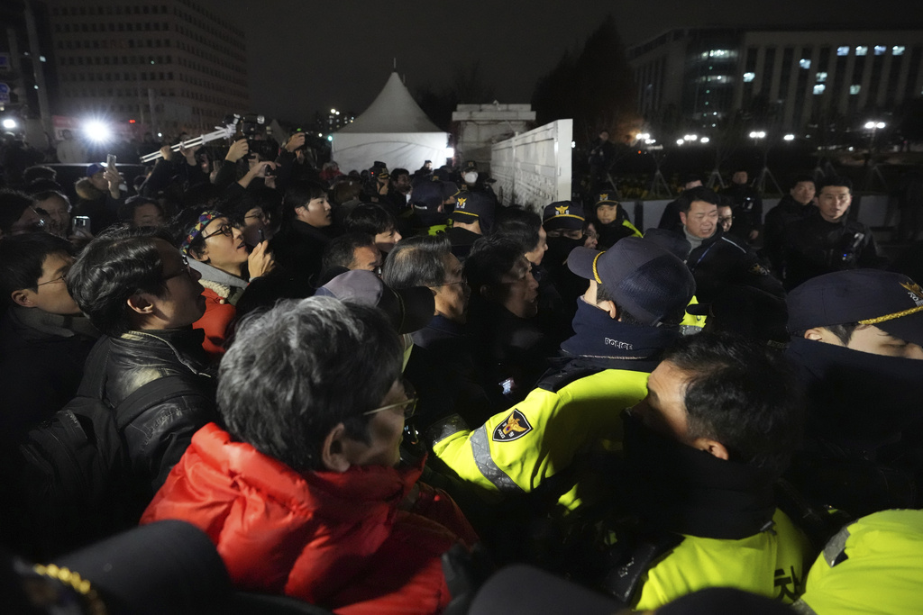 South Korean president says he will lift martial law after lawmakers vote to reject his move