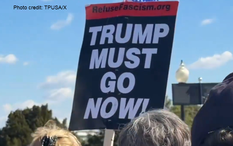 Teachers' union in red-state Texas urged teachers to attend 'No Kings'