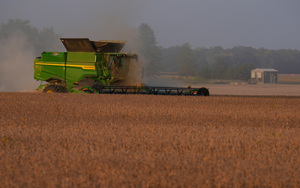 White House: Hurt by tariffs, farmers can see long-term benefits