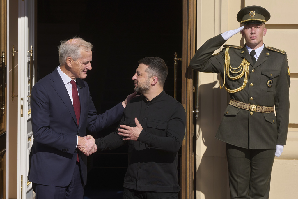 Trump envoy says officials working 'very, very hard' on ending Russia-Ukraine war