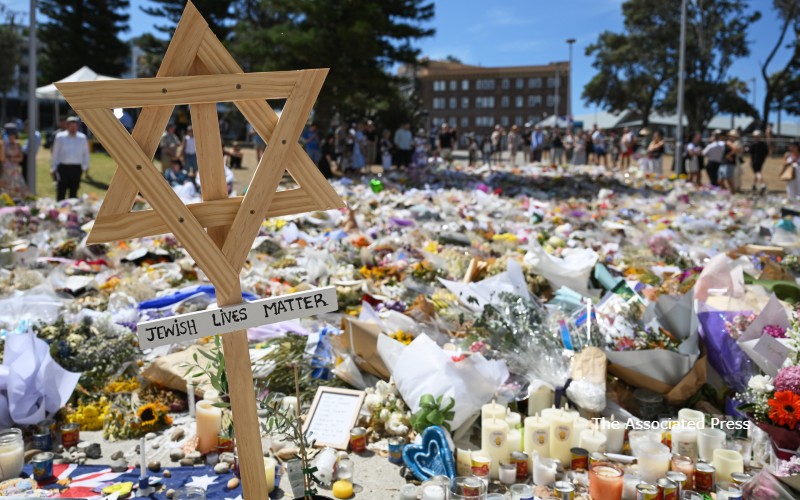 In wake of Bondi Beach, hate must be defeated through hearts and minds, not gun laws, Moshe says