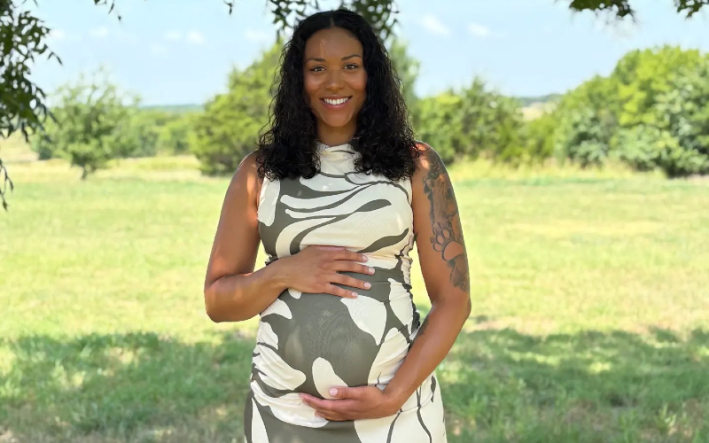 Court hearing next step after surrogate mother refused abortion
