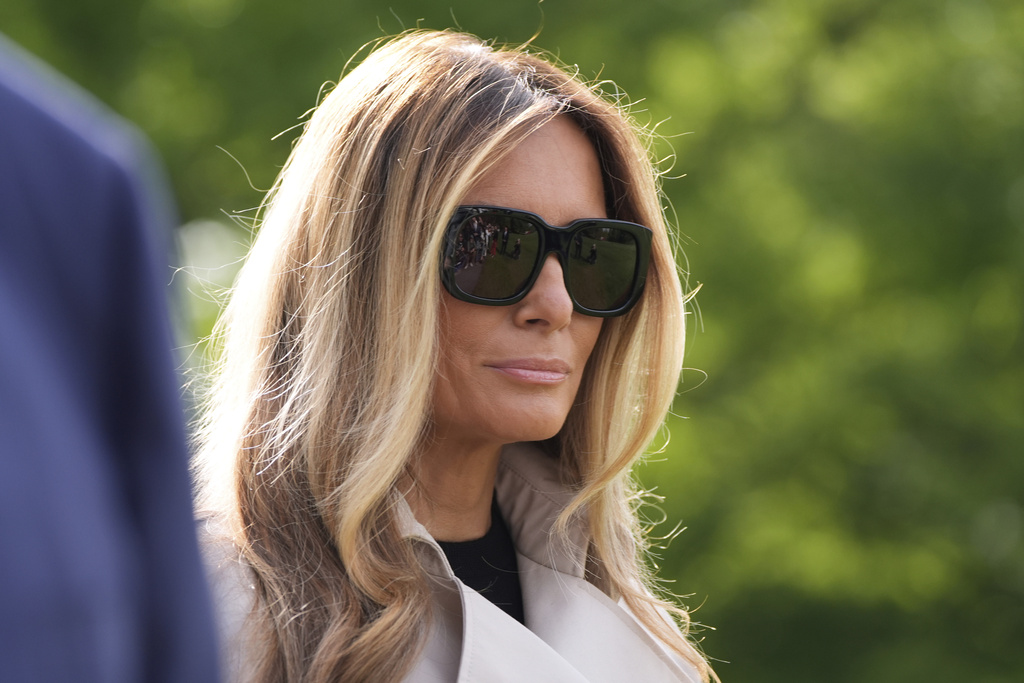 'View' co-host slammed for suggesting Trump doesn't like 'strong women'