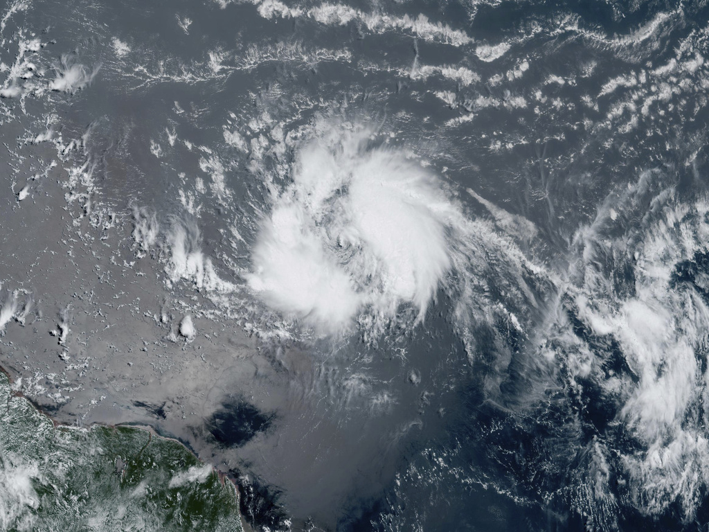 Bill to modernize weather communication, meteorologist stresses family preparedness