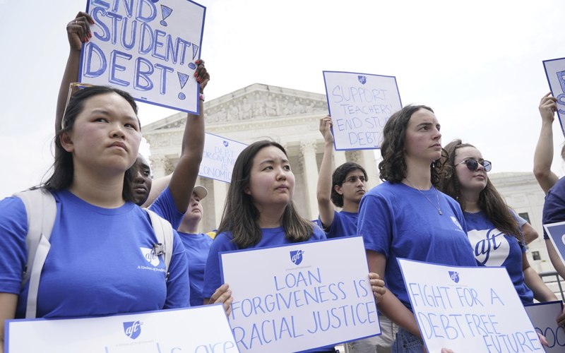 Trump ends repayment freeze