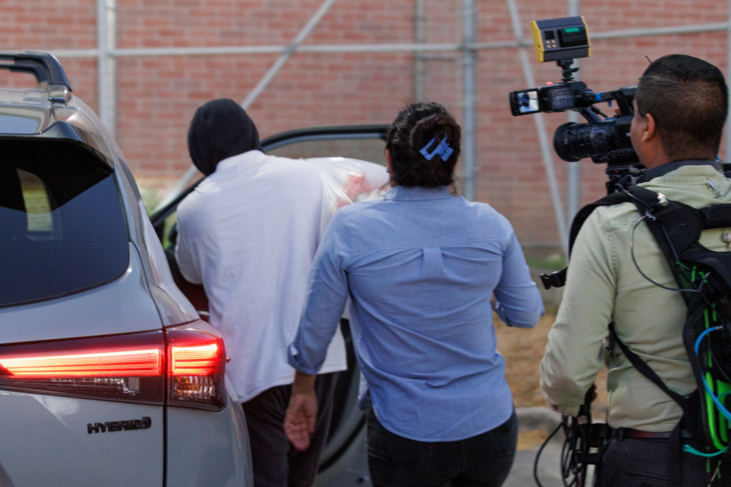 ICE officer charged in Minneapolis shooting released in Texas