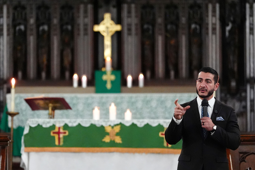 Michigan Democrats El-Sayed and Stevens head to black churches to make their final primary pitches