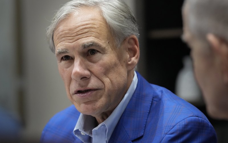 Abbott turns up heat on data centers over water-use reporting