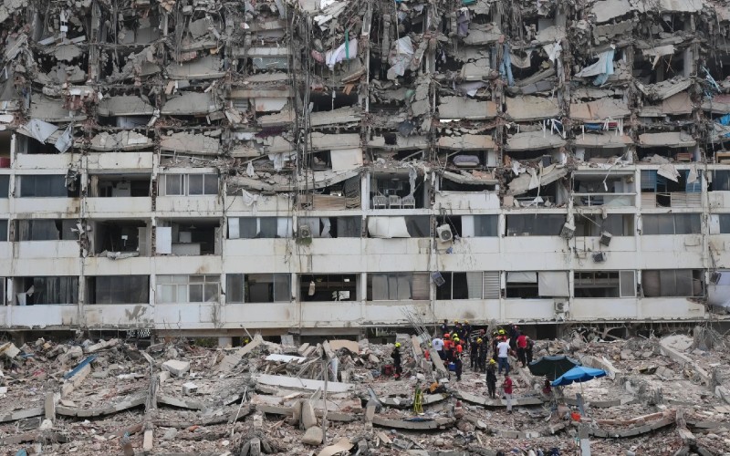 Venezuelans search more earthquake ruins as aftershock rattles rescuers in disaster zone