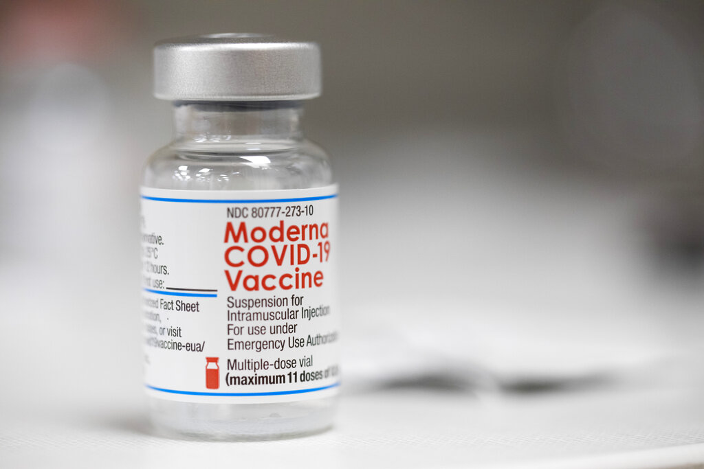 Redfield, former CDC director, says public has right to know about vaccine injuries