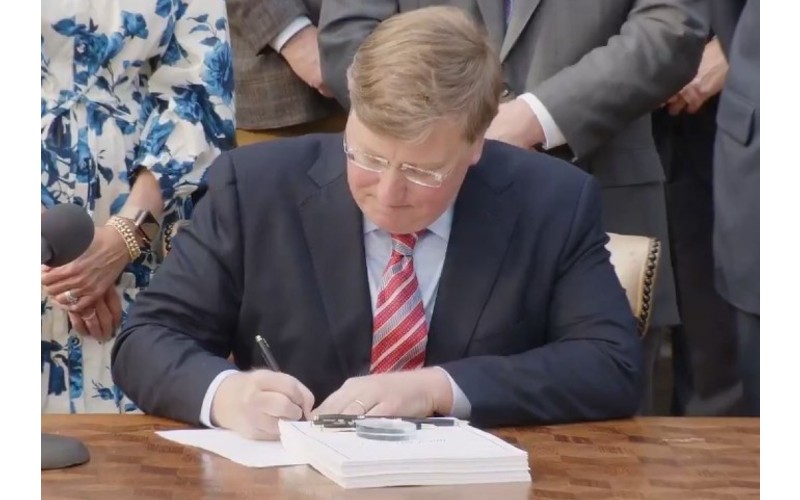 Guv credits conservative policies as state moves toward 'no income tax'