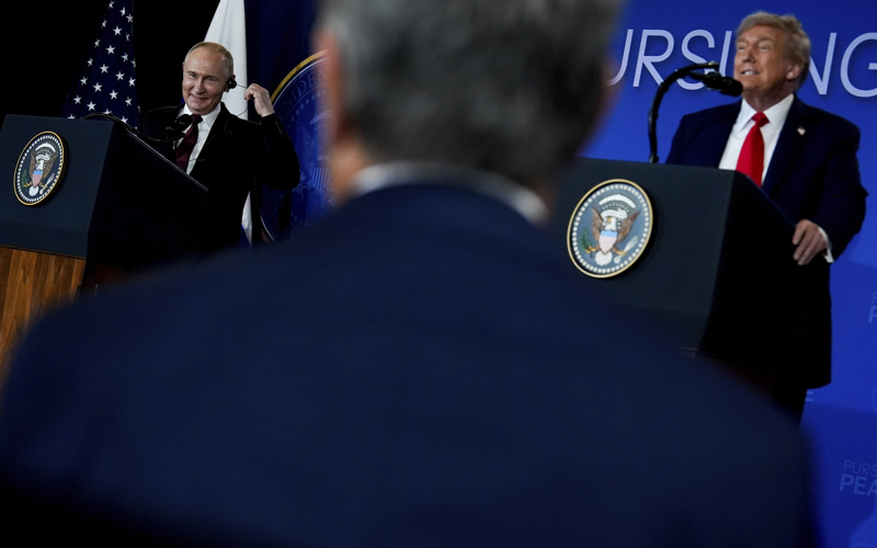 Ukraine's Zelenskyy to meet Trump in DC on Monday after Alaska summit with Putin