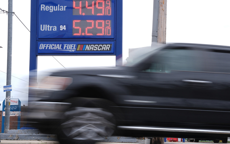 Gas prices eclipse $4 a gallon in the US, the highest since 2022