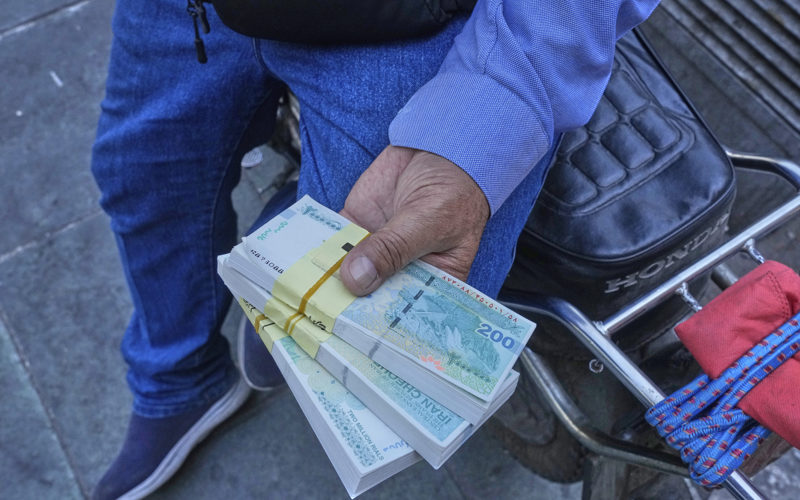 UK, France and Germany set to reimpose sanctions against Iran