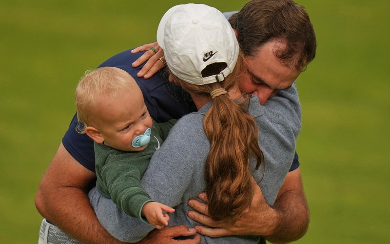 Bayless bogeys on advice for Scheffler, McFarland says