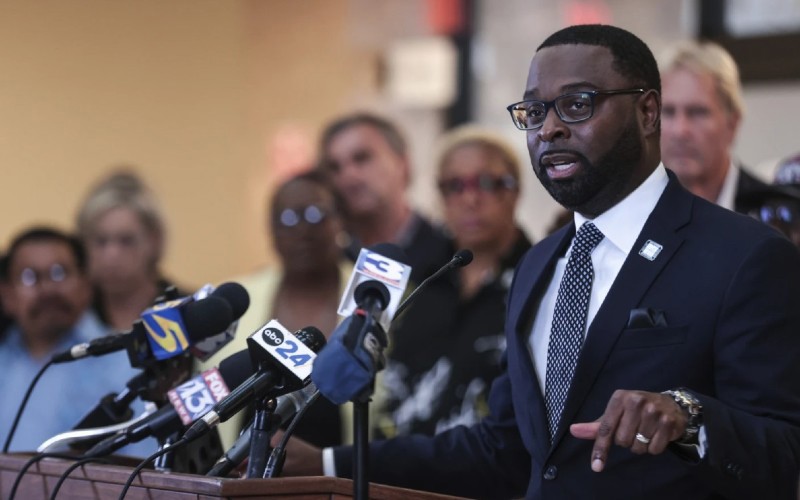 'Complicated move' could spark city's shift from blight to 'shining hope'