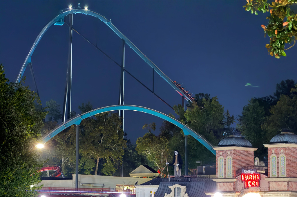 Six Flags closes 9 rides after 1 person dies in Georgia roller coaster incident